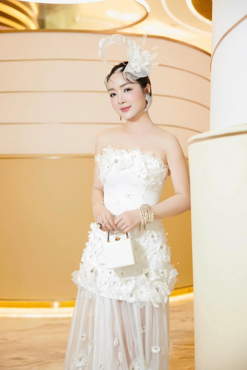 Đầm dự tiệc tôn dáng của giáng my - 9