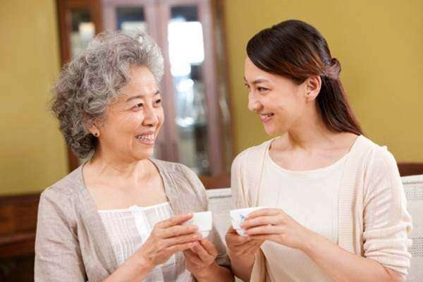 Đang vui vì được con dâu tương lai tặng 2 căn nhà tôi đắn đo không dám nhận khi nghe lời con trai nói - 2