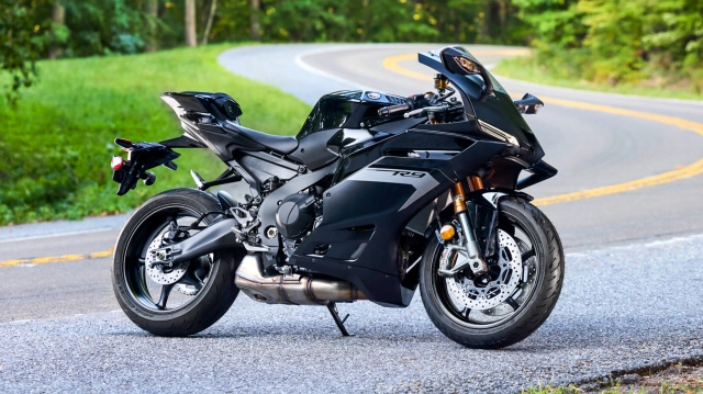 Đánh giá yamaha r9 cỗ máy chinh phục mọi cung đường - 9