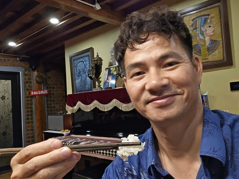 Danh hài xuân bắc lại khoe cơm nguội lúc nửa đêm còn công khai khen vợ nấu ngon lắm luôn - 2
