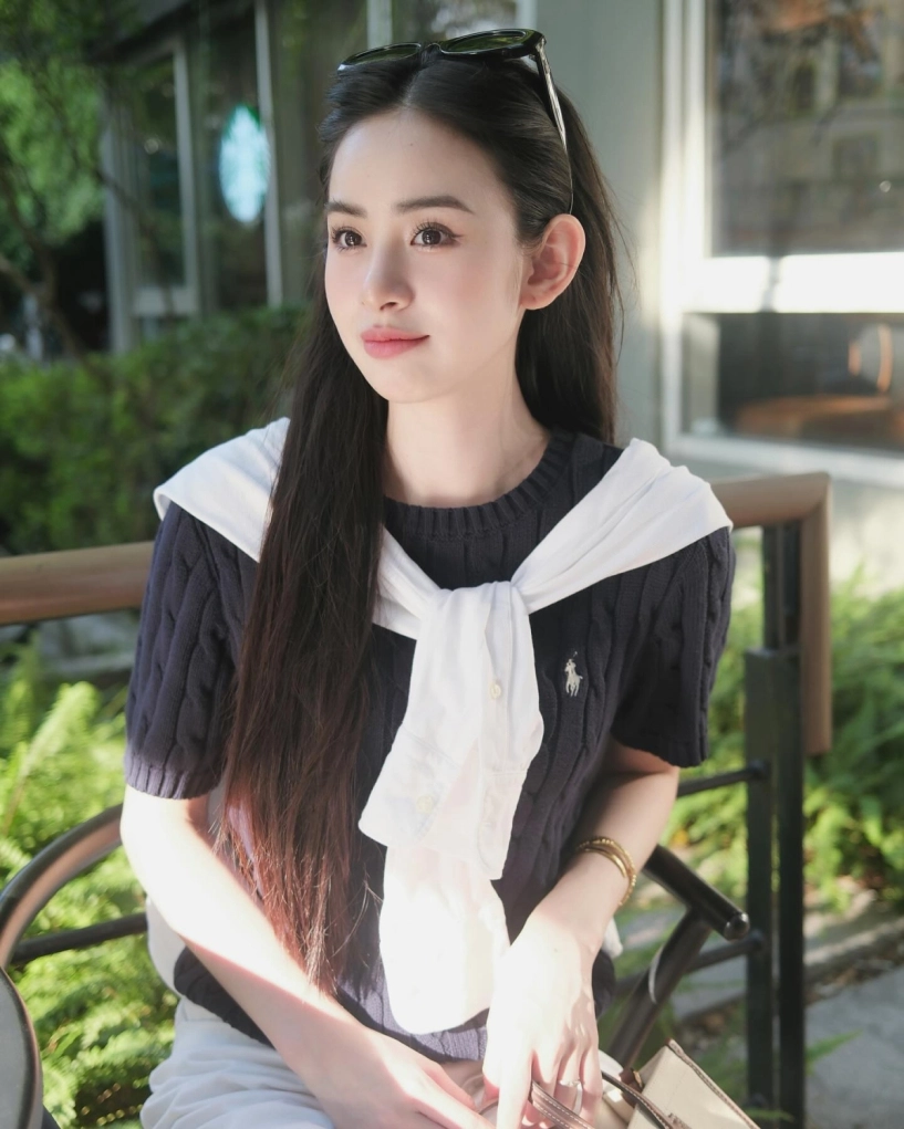 dâu hào môn hương liên gây sốt khi bắt mốt áo giàu ngầm - 5