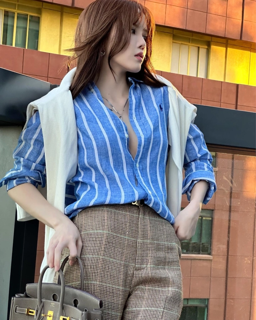 dâu hào môn hương liên gây sốt khi bắt mốt áo giàu ngầm - 8