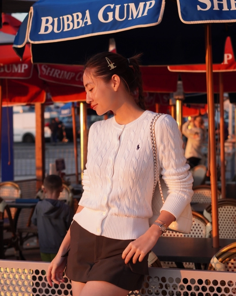 dâu hào môn hương liên gây sốt khi bắt mốt áo giàu ngầm - 9