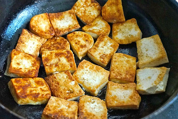 Đậu phụ sốt thịt băm nấm kim châm vừa ngon vừa lạ trời lạnh không ăn với cơm quá phí - 6