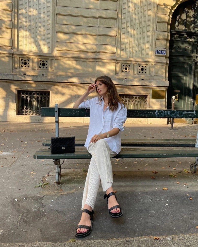 Để bước vào mùa hè với style xinh như mộng chị em học phụ nữ pháp sắm đủ 10 item sau có thể mặc suốt mùa - 15