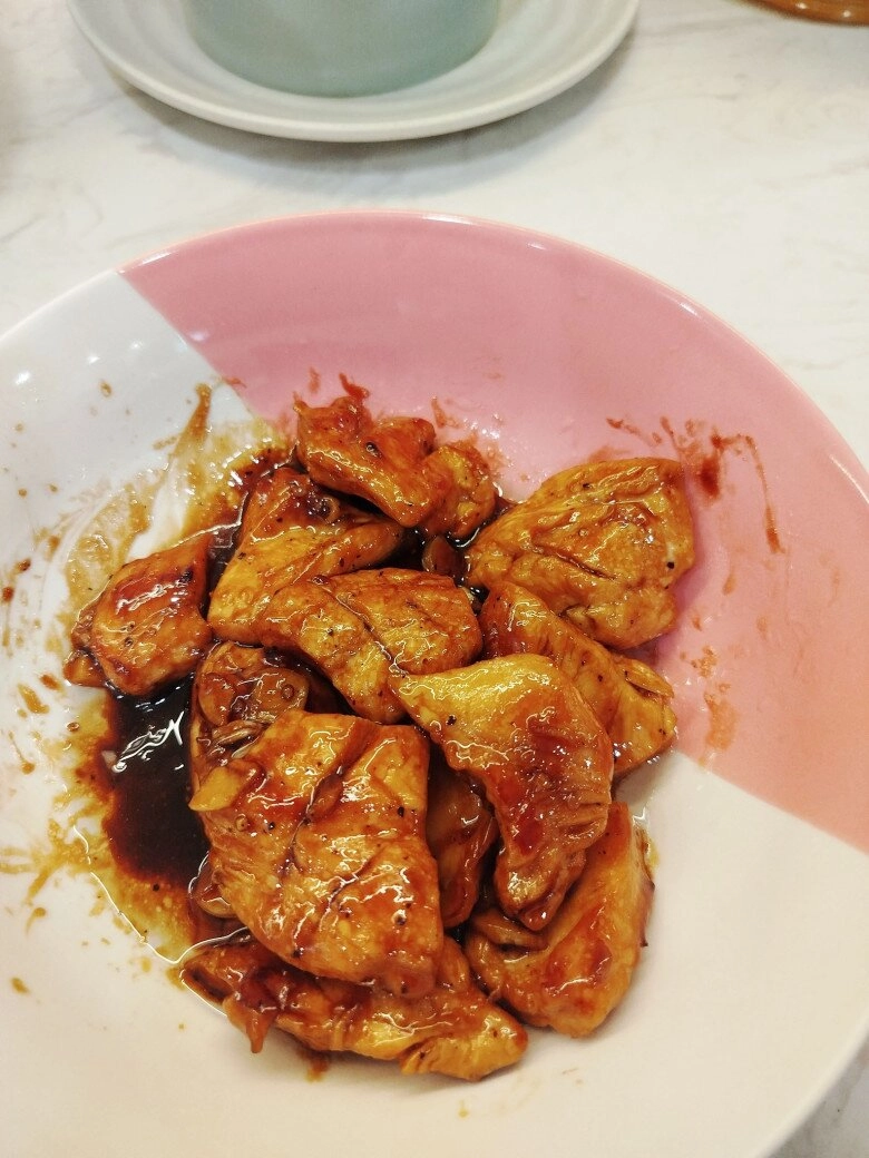 Diễn viên phía trước là bầu trời đảm đang làm đầu bếp gia đình có món con gái si mê không bao giờ ngán - 3