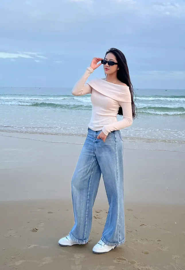 Đọ phong cách thời trang của 2 cô gái tên linh vừa đăng quang hoa hậu chênh 3 tuổi nhưng giống nhau một điểm - 8