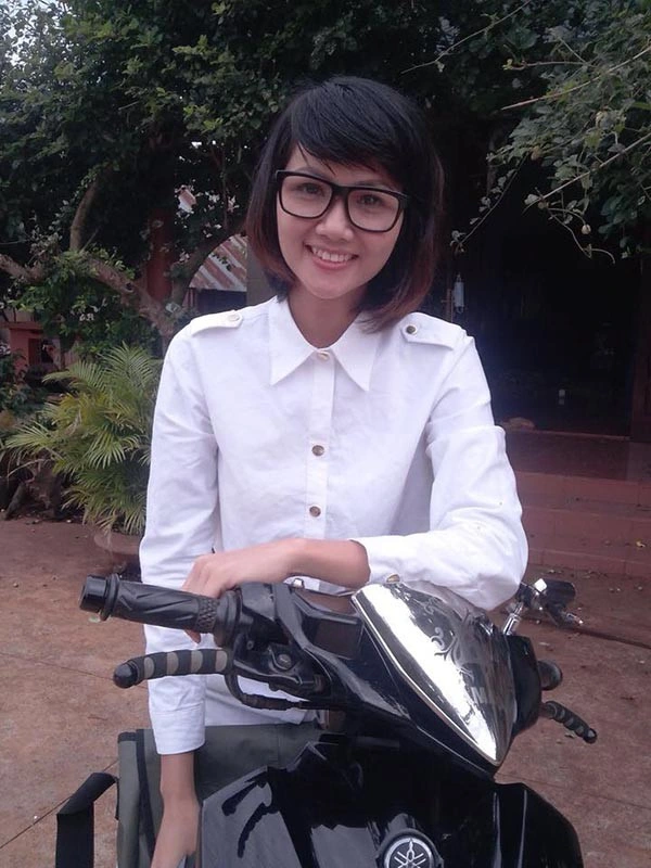 Đọ phong cách thời trang của 2 cô gái tên linh vừa đăng quang hoa hậu chênh 3 tuổi nhưng giống nhau một điểm - 11