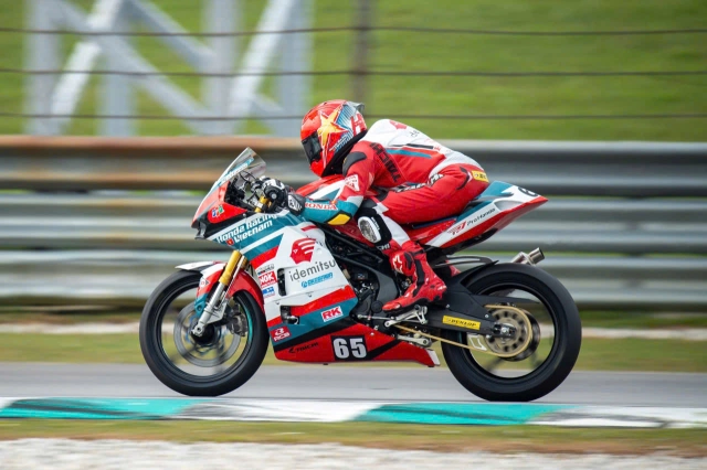 Đội đua honda racing vietnam nhận tài trợ từ fpt corporation tại giải đua xe mô tô châu á arrc 2025 - 2