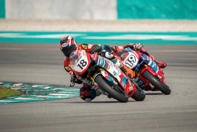 Đội đua honda racing vietnam nhận tài trợ từ fpt corporation tại giải đua xe mô tô châu á arrc 2025 - 3