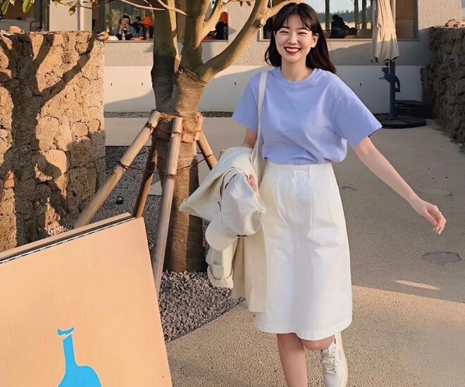 Đừng để những chiếc áo phông rẻ tiền làm mất đi vẻ thanh lịch 3 kiểu áo phông phụ nữ 30 nên tránh - 1