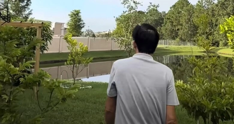 Em trai ruột hé lộ khu vườn rộng nhà hoài linh bên mỹ có cây ổi lạ và nhiều cây trái việt nam - 16
