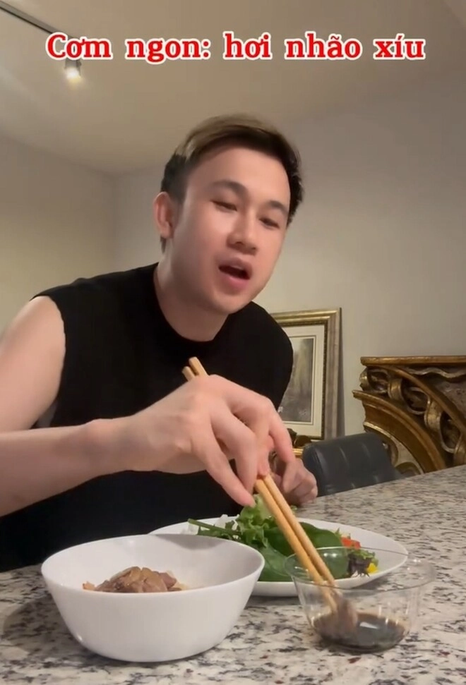 Em trai ruột hoài linh khoe bữa cơm tự nấu ngày mưa nhưng người quen nghi ngờ một điều - 5