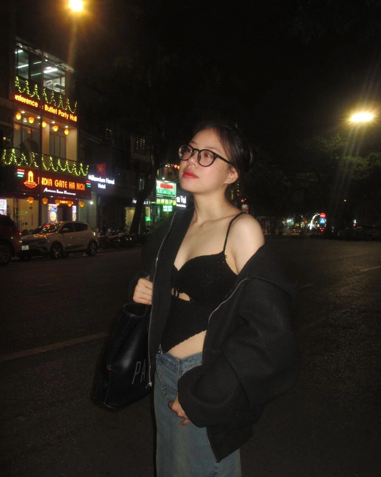 Gái xinh 2k5 hot nhất mxh những giờ qua nhan sắc chuẩn gái hàn gout ăn mặc sành khỏi bàn - 12