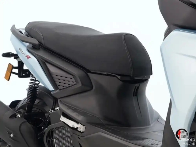 Gusite gu-150st bản sao của yamaha augur 155 tuy có giá rẻ nhưng trông không rẻ tiền - 12