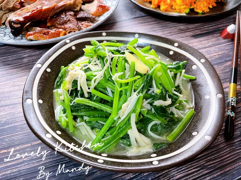 Hai rau này xào chung với nhau ăn ngon chẳng cần đến thịt vừa dễ nấu lại tốt cho gan - 4