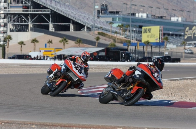 Harley-davidson chính thức gia nhập motogp - road glide quái thú đổ bộ đường đua toàn cầu - 3