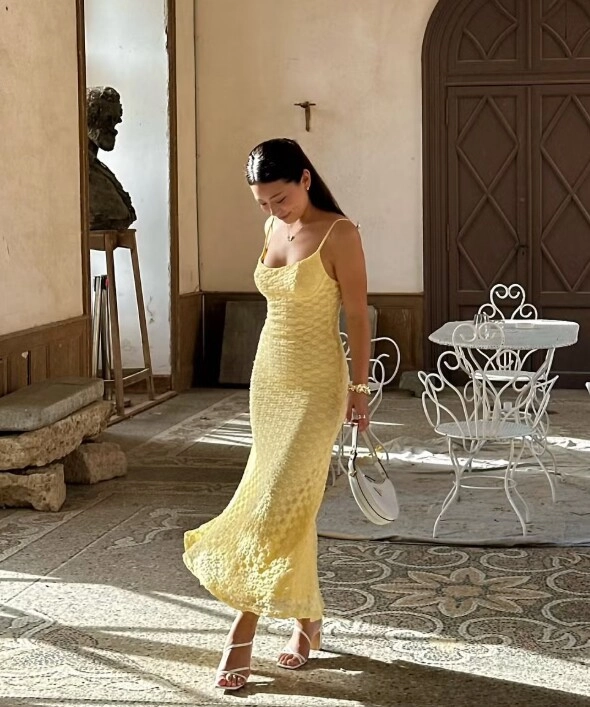 Hè này mặc gì đi làm tham khảo 20 outfit ruột của các blogger thời trang cao dưới 1m60 mà hack dáng như 1m70 - 11