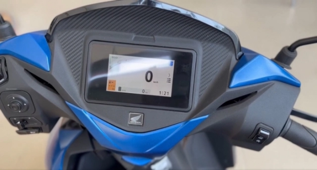 Hình ảnh thực tế của honda dio 125 2025 tại đại lý giá rẻ hơn vision trang bị vượt trội phân khúc - 4