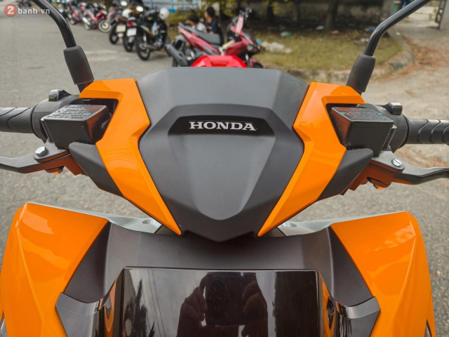 Hình ảnh thực tế của honda vario 160 repsol edition vừa cập bến việt nam với giao diện cực đẹp - 18