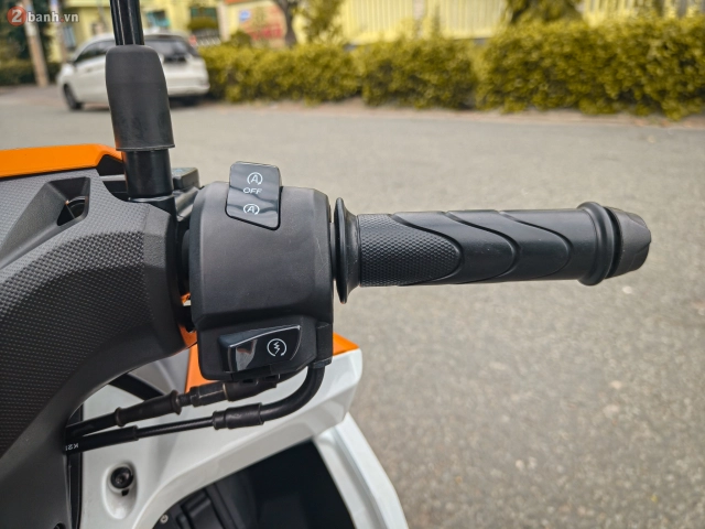 Hình ảnh thực tế của honda vario 160 repsol edition vừa cập bến việt nam với giao diện cực đẹp - 21