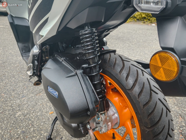 Hình ảnh thực tế của honda vario 160 repsol edition vừa cập bến việt nam với giao diện cực đẹp - 35