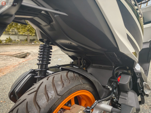 Hình ảnh thực tế của honda vario 160 repsol edition vừa cập bến việt nam với giao diện cực đẹp - 36