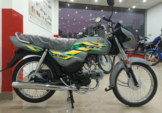 Hình ảnh thực tế của mẫu xe côn tay honda cd 70 dream 2025 màu mới - giá bán chỉ 139 triệu đồng - 2