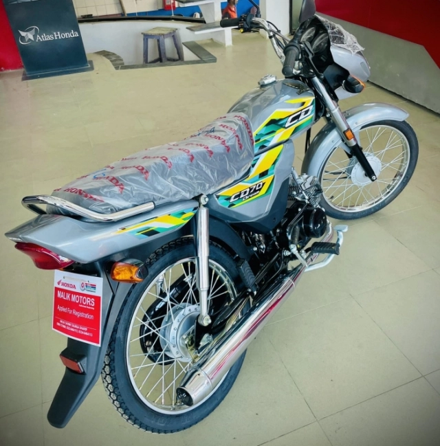 Hình ảnh thực tế của mẫu xe côn tay honda cd 70 dream 2025 màu mới - giá bán chỉ 139 triệu đồng - 6