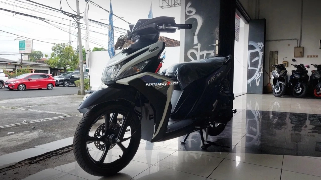 Hình ảnh thực tế của yamaha mio m3 125 2025 tại đại lý nhỏ gọn bóng bẩy và đầy cuốn hút - 1