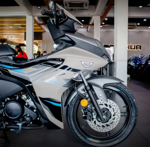 Hình ảnh thực tế của yamaha y16zr abs 2025 tại đại lý do xe phối màu đẹp hay chỉ do hình đẹp - 1