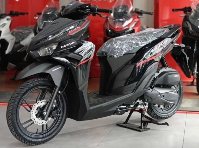 Hình ảnh thực tế honda click 125 2025 tại đại lý cuốn hút từ ngoại hình đến tiện nghi - 4