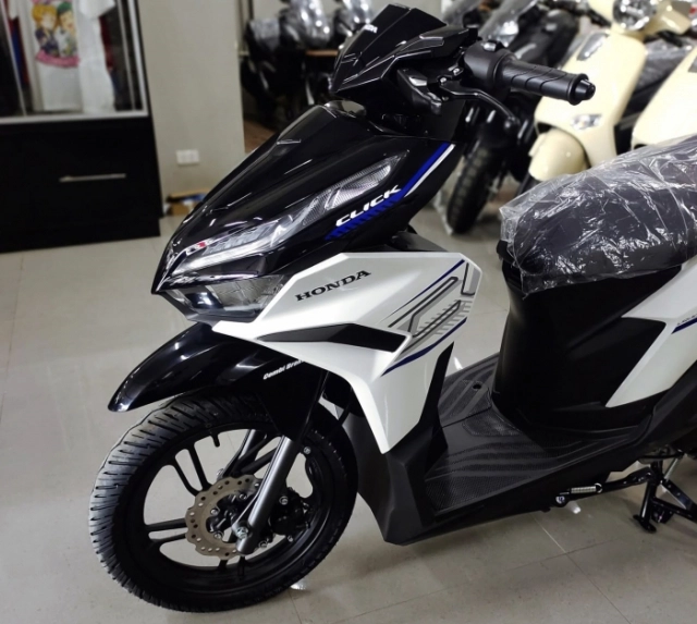 Hình ảnh thực tế honda click 125 2025 tại đại lý cuốn hút từ ngoại hình đến tiện nghi - 5