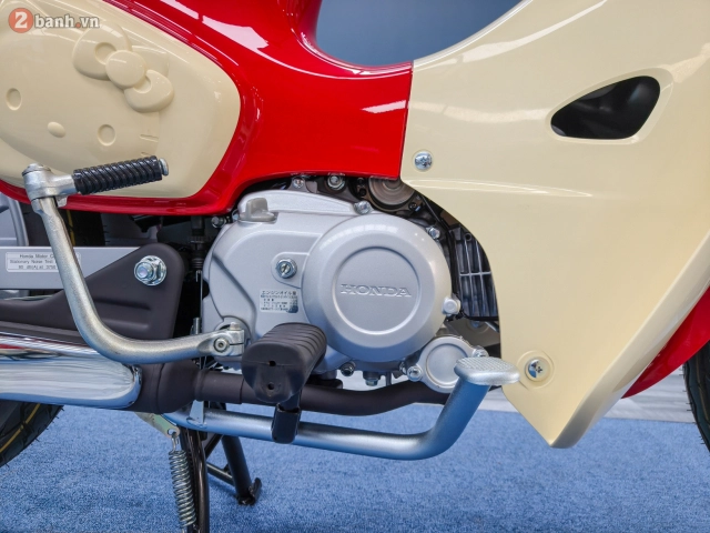 Hình ảnh thực tế honda super cub 110 hello kitty vừa đổ bộ thị trường việt nam - 9