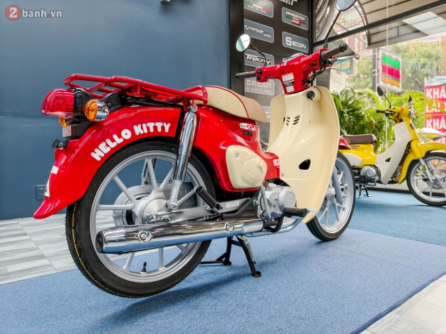 Hình ảnh thực tế honda super cub 110 hello kitty vừa đổ bộ thị trường việt nam - 21