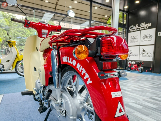 Hình ảnh thực tế honda super cub 110 hello kitty vừa đổ bộ thị trường việt nam - 28