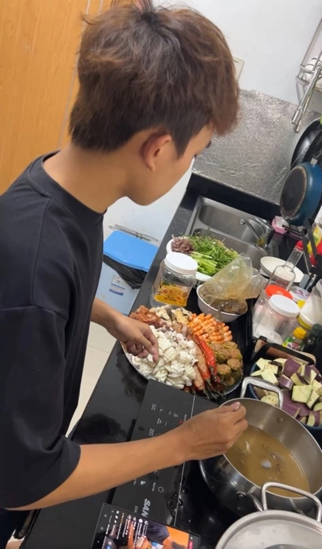 Hồ văn cường livestream làm món ăn nhiều mùi cư dân mạng tưởng nấu chè vì quá nhiều đường - 4
