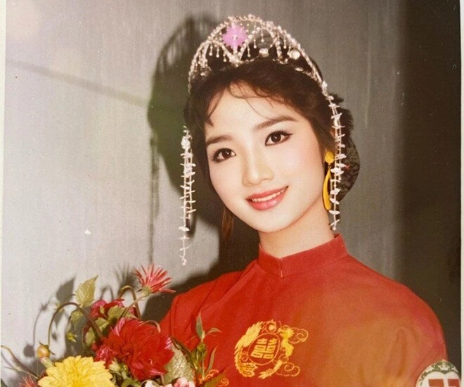 Hoa hậu độc nhất vô nhị của việt nam u55 trẻ măng như nữ sinh nhờ chăm ăn mặc cưa sừng làm nghé - 1
