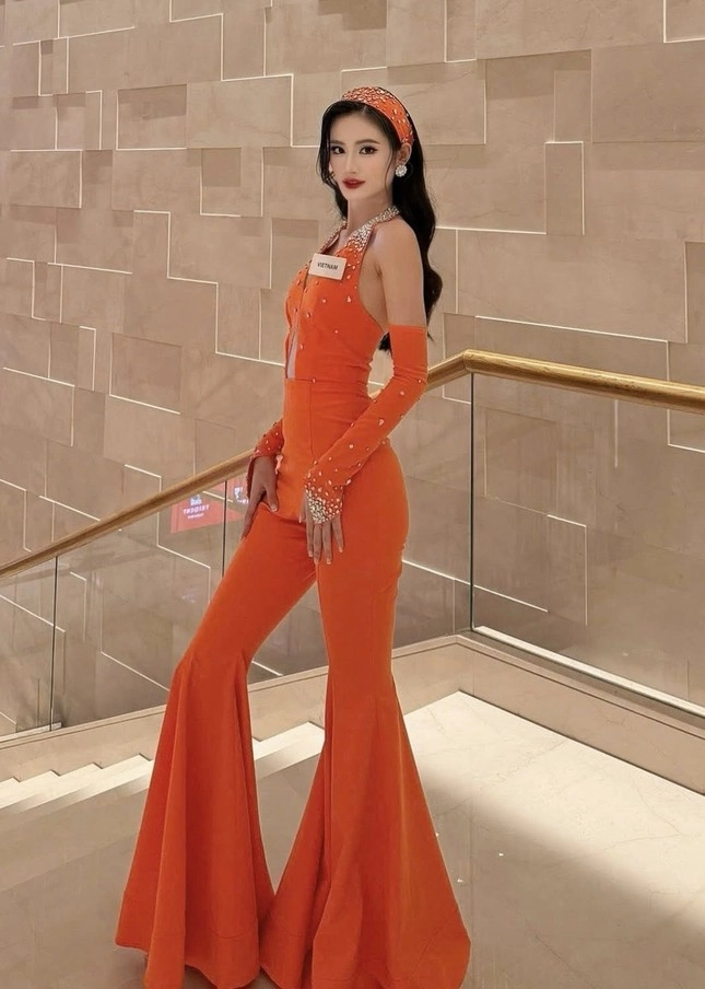 Hoa hậu ý nhi nhận tin không vui sau hai phần thi phụ có còn cơ hội vào top 40 - 1