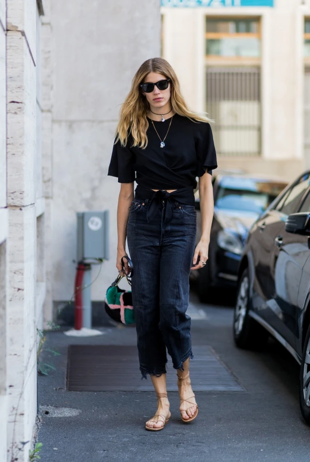 Hội sành mặc đang đua nhau săn lùng quần jeans màu gì mà lên dáng đỉnh mặc đâu nổi đó - 9