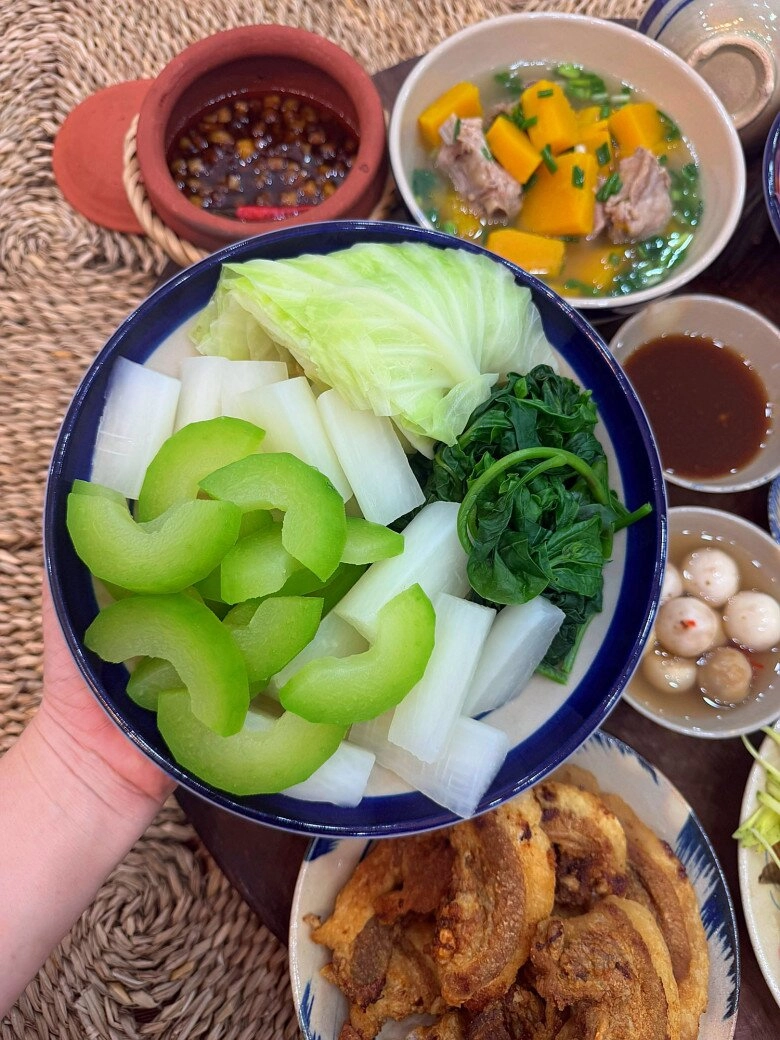 Hôm nay nấu gì bữa cơm tối ngon có nhiều món lai rai đã miệng - 8
