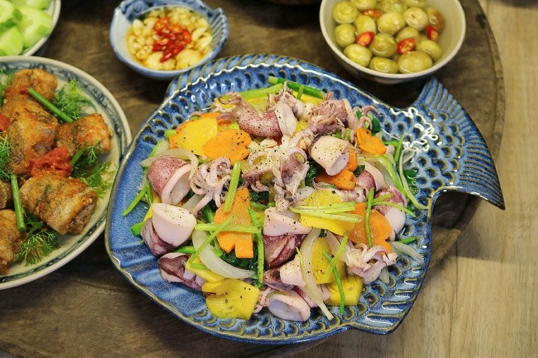 Hôm nay nấu gì bữa tối ngày mưa nhìn là thấy tốn cơm - 7