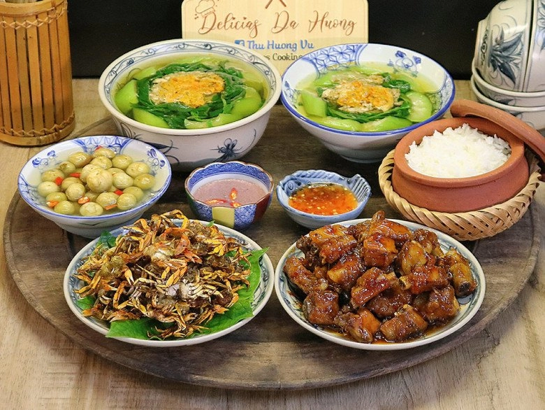 Hôm nay nấu gì bữa tối toàn món dân dã nhưng trôi cơm bất ngờ - 1