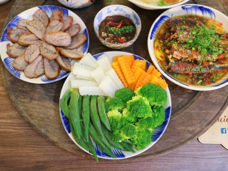 Hôm nay nấu gì đi làm về có mâm cơm này thưởng thức thì thật đã - 8