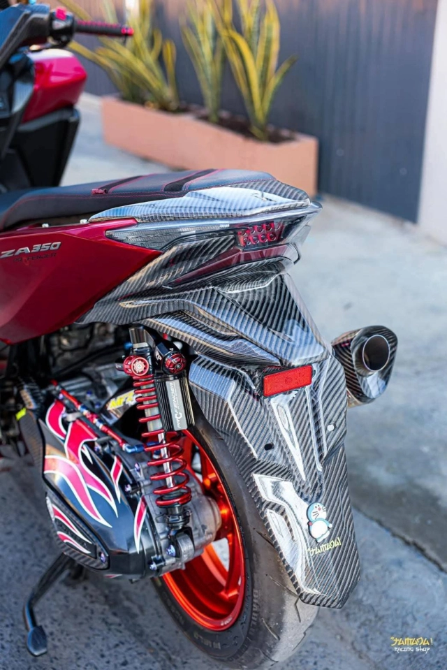 Honda forza 350 độ đầy nổi bật với dàn trang bị khét lẹt - 5