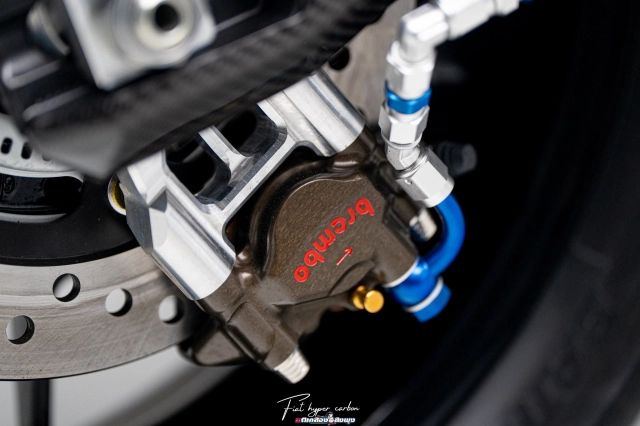 Honda forza750 độ siêu phẩm carbon hoá khiến mọi ánh nhìn gục ngã - 23