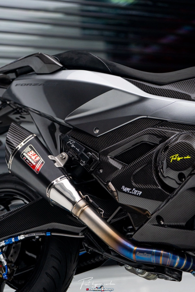 Honda forza750 độ siêu phẩm carbon hoá khiến mọi ánh nhìn gục ngã - 29