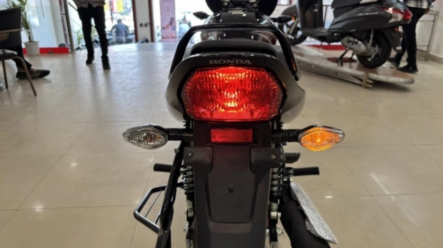 Honda shine 125 2025 mẫu xe côn tay vừa ra mắt với giá chỉ khoảng 23 triệu đồng - 9