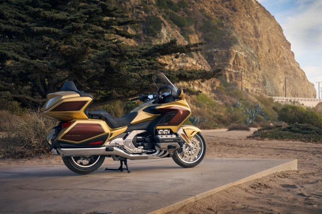 Honda việt nam ra mắt gold wing 2025 phiên bản kỷ niệm 50 năm với giá hơn 12 tỷ đồng - 2