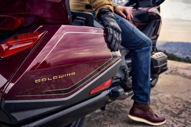 Honda việt nam ra mắt gold wing 2025 phiên bản kỷ niệm 50 năm với giá hơn 12 tỷ đồng - 7